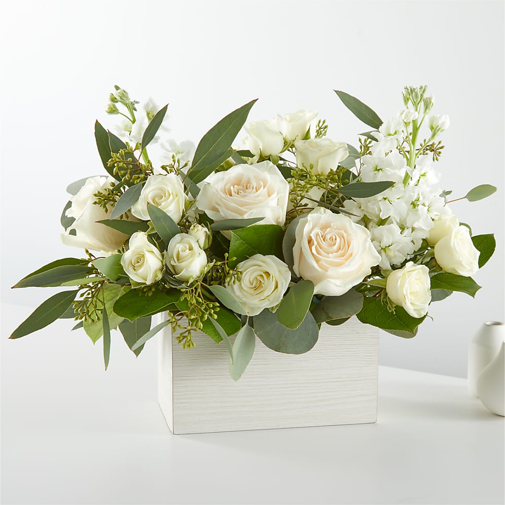 Fresh Linen Box Bouquet – Star Market, West Bridgewater MA