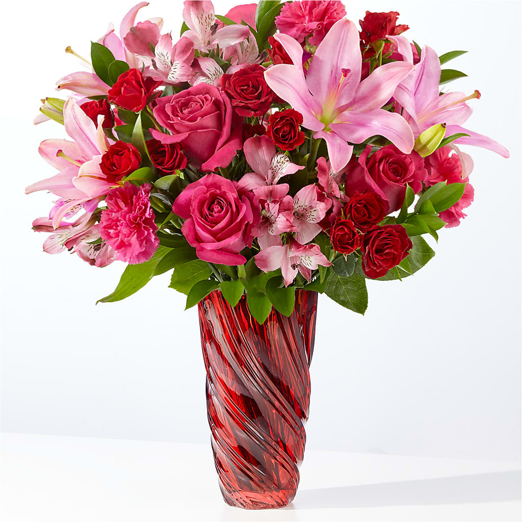 In Love Bouquet with Luxe Swirl Vase – Star Market, West Bridgewater MA