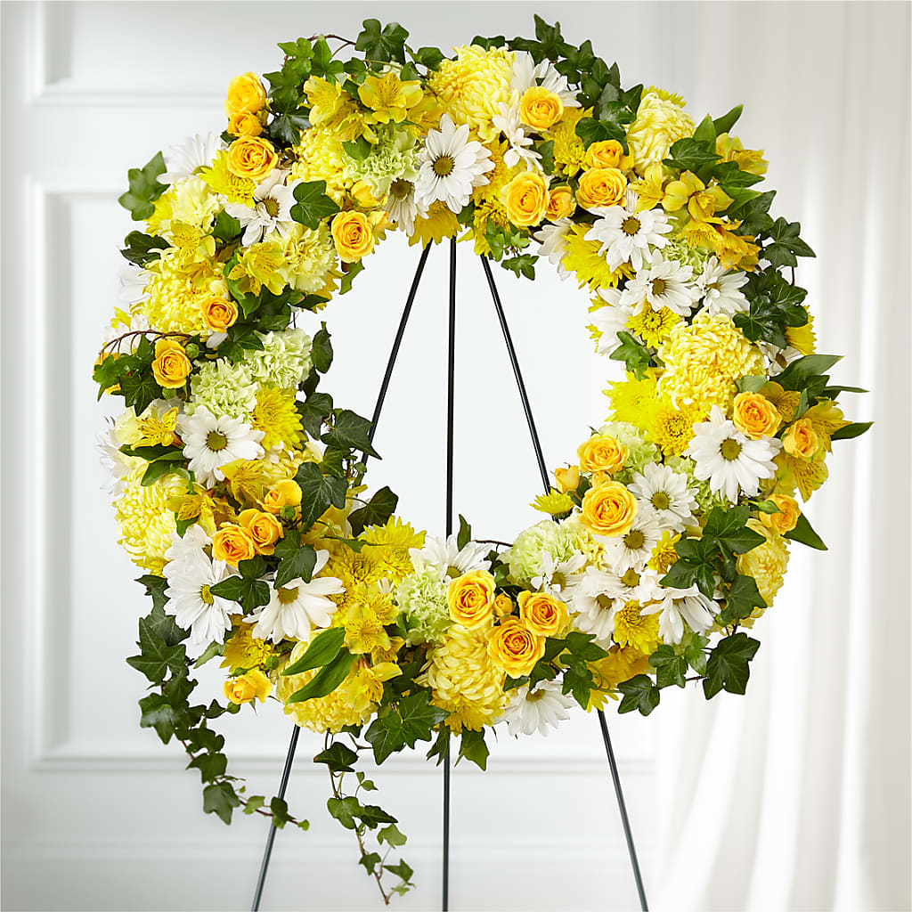 Golden Remembrance Wreath – Star Market, West Bridgewater MA