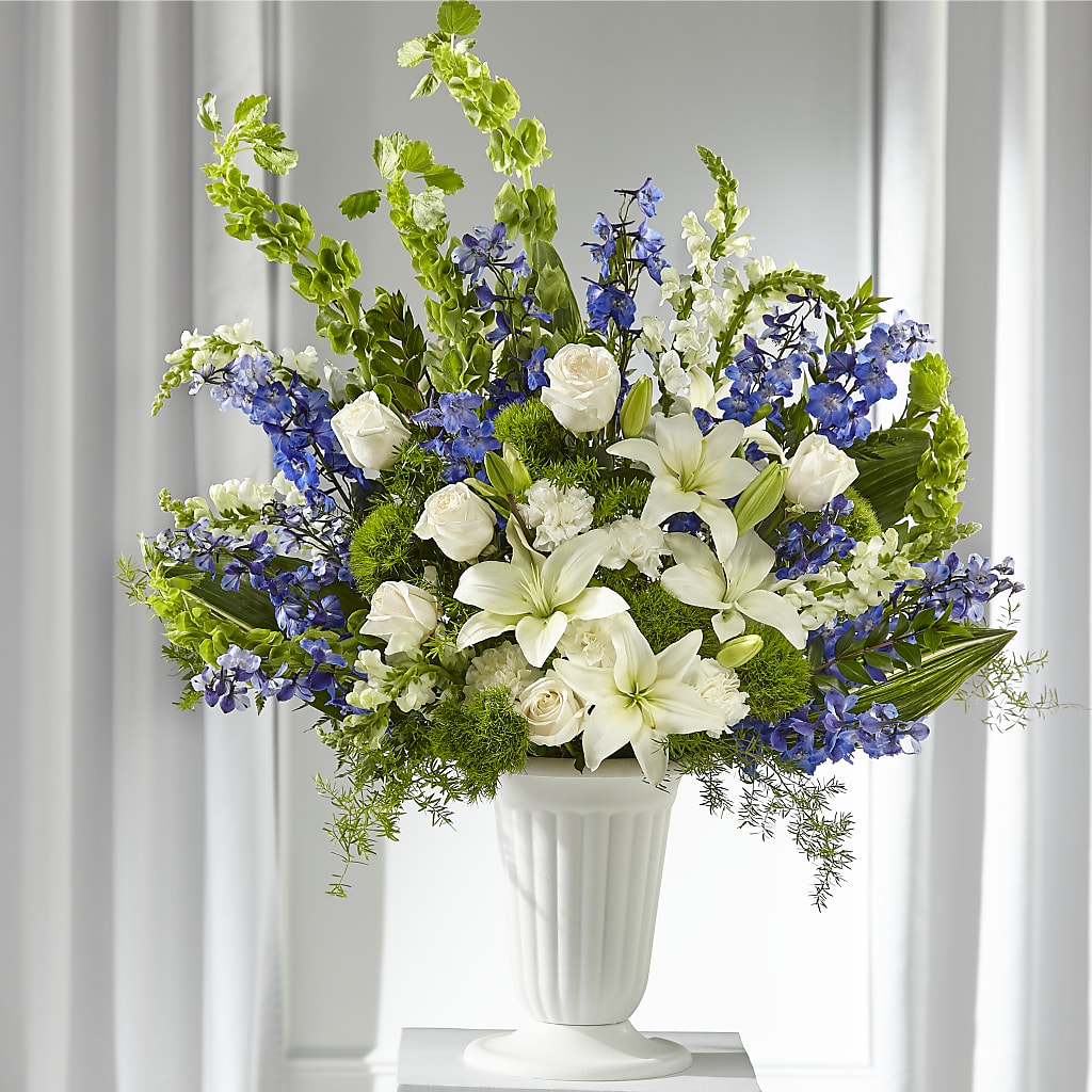 Heartfelt Hope Arrangement – Star Market, West Bridgewater MA
