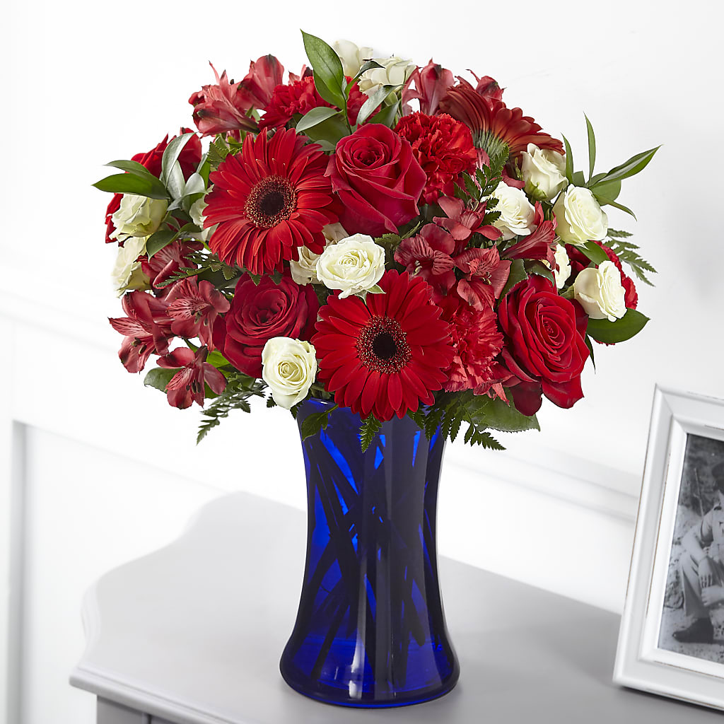 Hearts Embrace Bouquet – Star Market, West Bridgewater MA